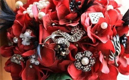 2028年农历九月十九是不是结婚吉日 宜办喜事吉日查询