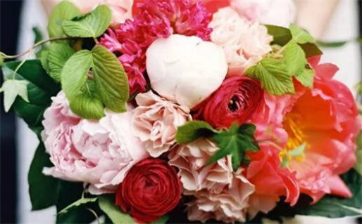 2027年10月07日结婚吉日查询 适不适合办婚礼