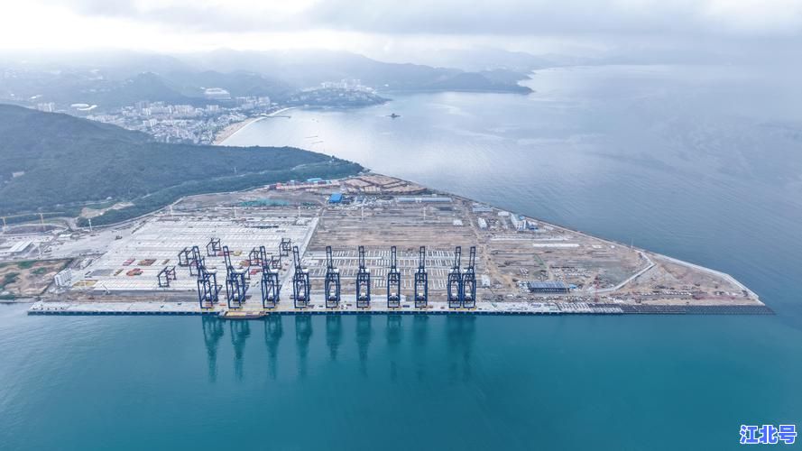 详细阅读:深挖深圳盐田港老板是谁:现任掌舵人背景曝光及大股东最新股权变动全解析 深挖深圳盐田港老板是谁:现任掌舵人背景曝光及大股东最新股权变动全解析