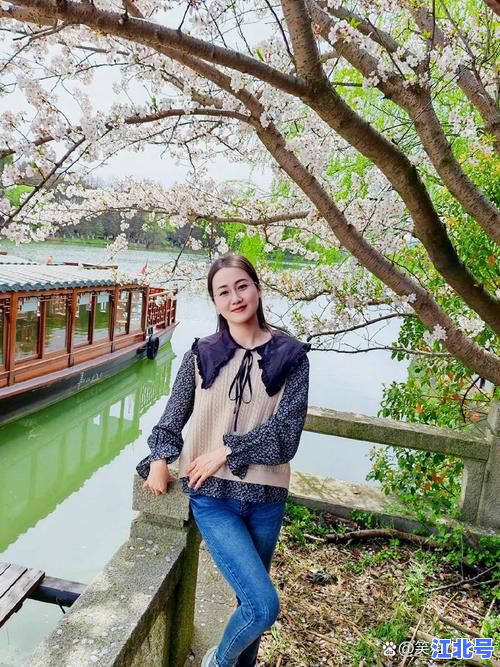 详细阅读:2025最新北京十大摄影师名单揭晓,张张大片刷爆朋友圈,速收藏地址预约! 2025最新北京十大摄影师名单揭晓,张张大片刷爆朋友圈,速收藏地址预约!